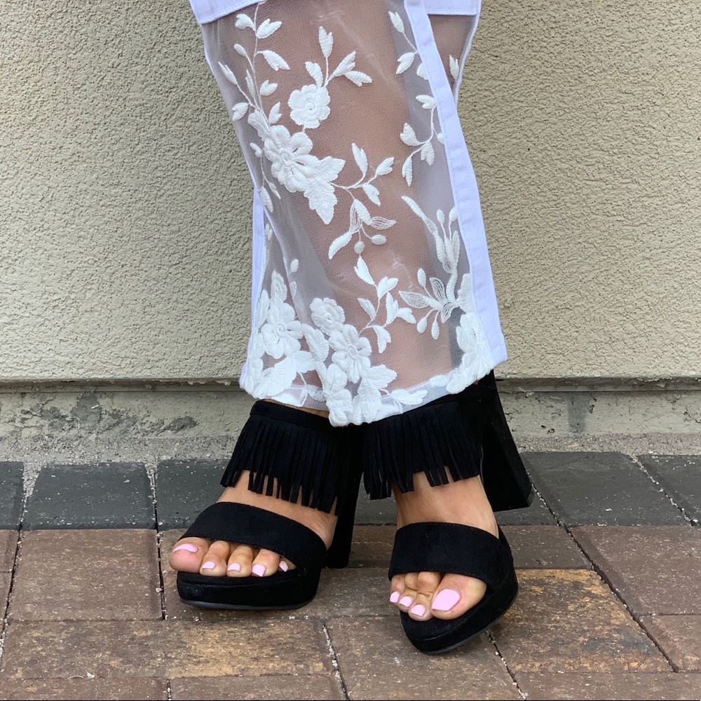 NIB Black Fringe Platform High Heel Sandals - Picture 7 of 8